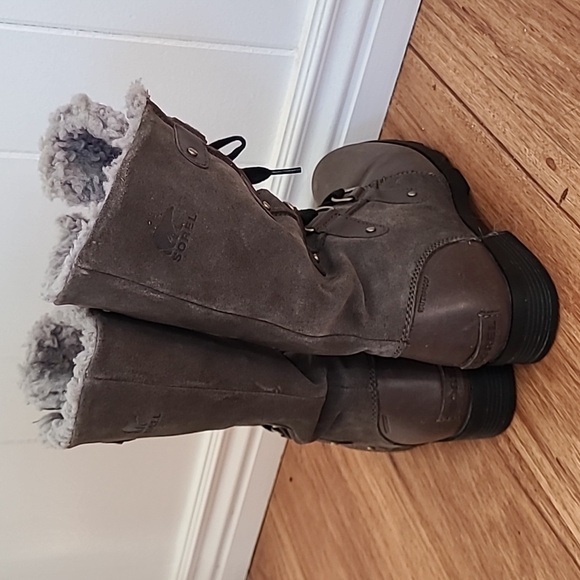 Too narrow of a foot bed for me - Picture 2 of 4